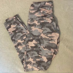 Powerhold Fabletics leggings